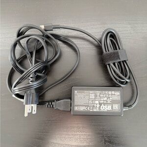 HP 65 W USB C Laptop Charger Adapter